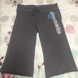 Abercrombie cropped sweatpants